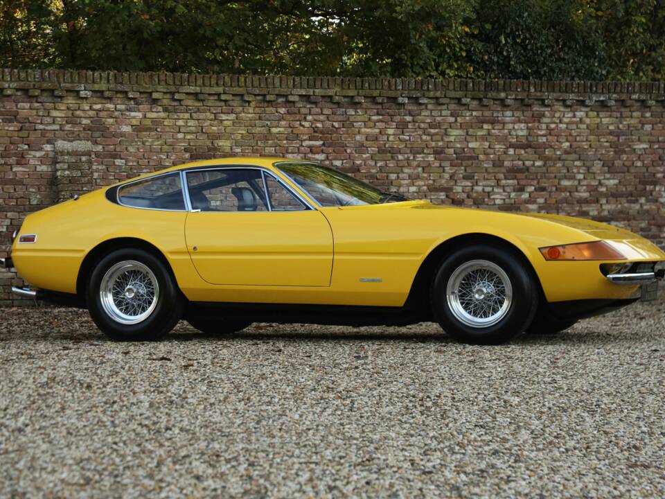 Image 50/50 of Ferrari 365 GTB/4 Daytona (1973)