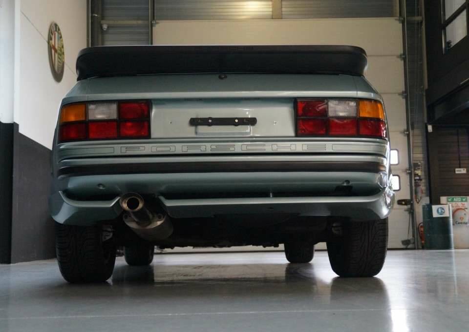 Image 33/50 de Porsche 944 Turbo (1986)