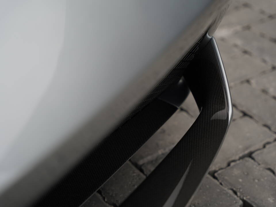 Image 36/50 de Ferrari 488 GTB (2019)