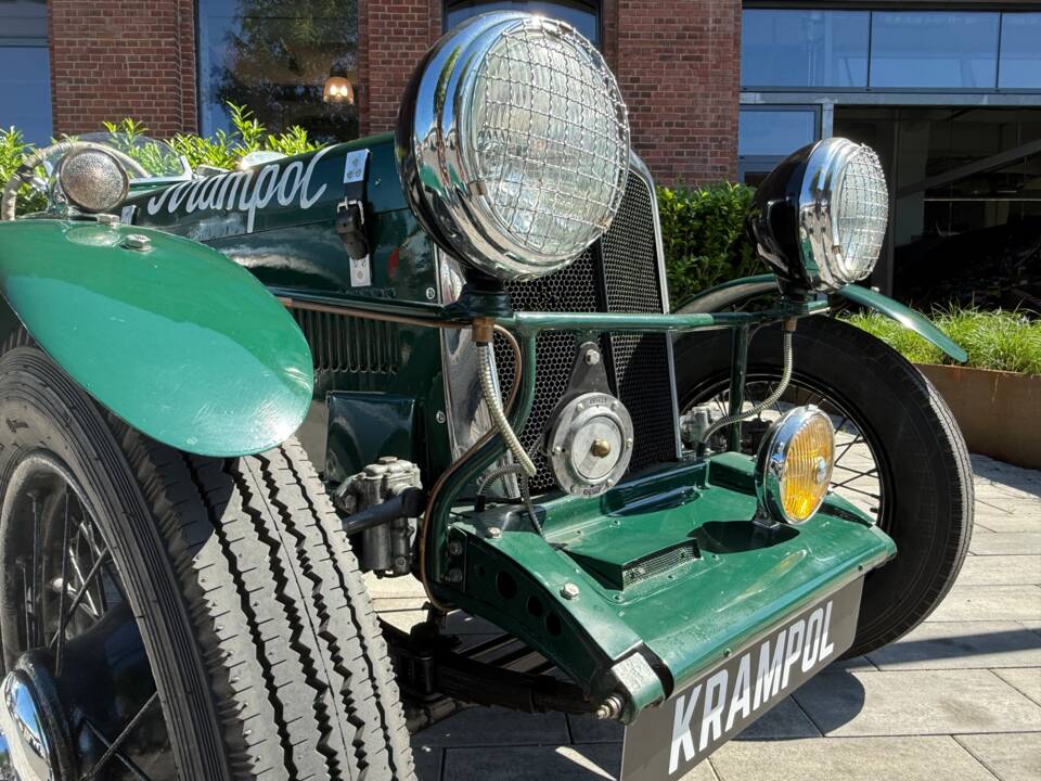 Imagen 30/31 de Morris Eight (1936)