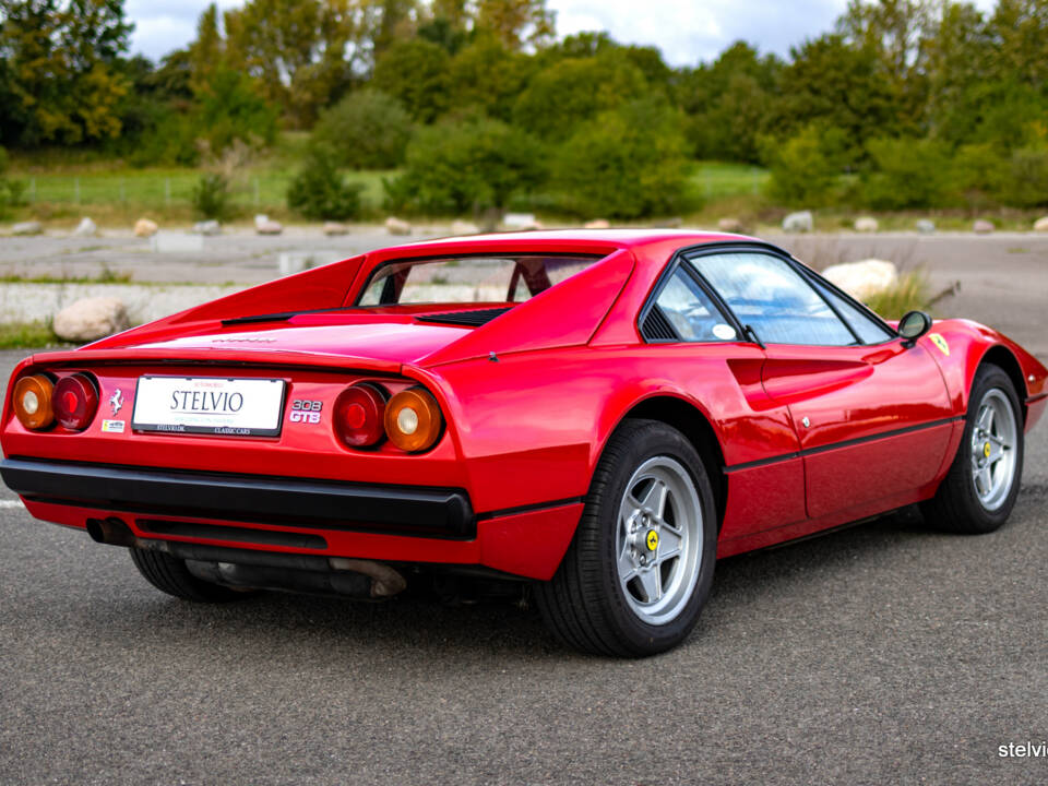 Image 20/65 of Ferrari 308 GTB (1978)