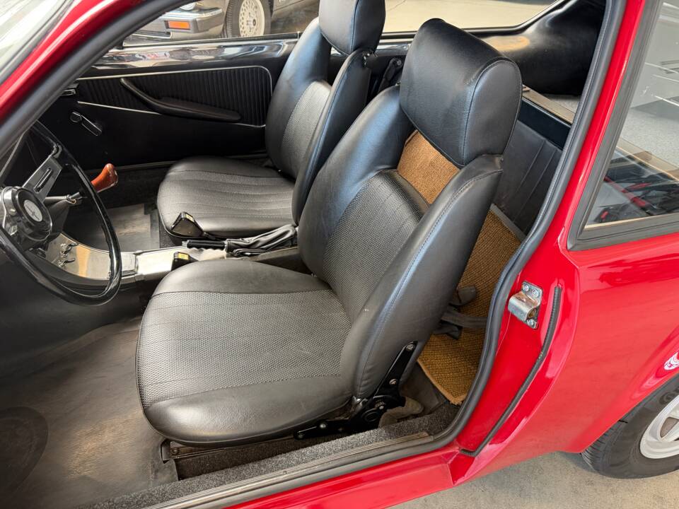 Immagine 18/50 di Alfa Romeo Junior Zagato GT 1300 (1972)