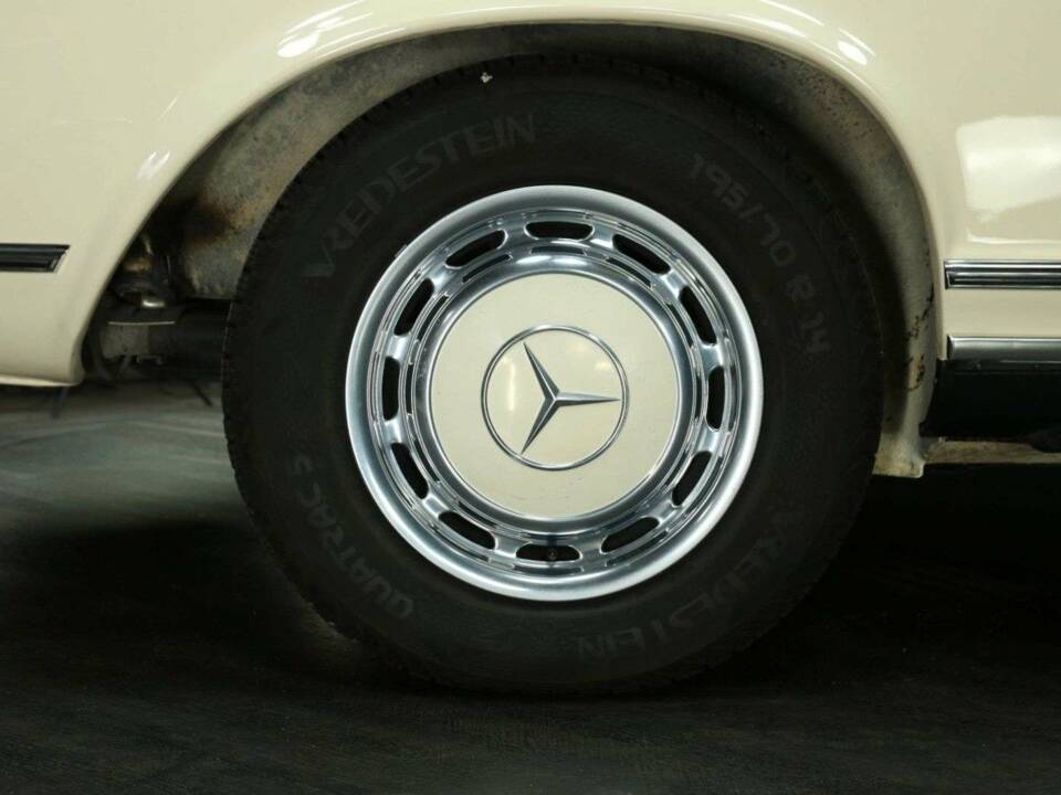 Imagen 29/30 de Mercedes-Benz 280 SL (1971)