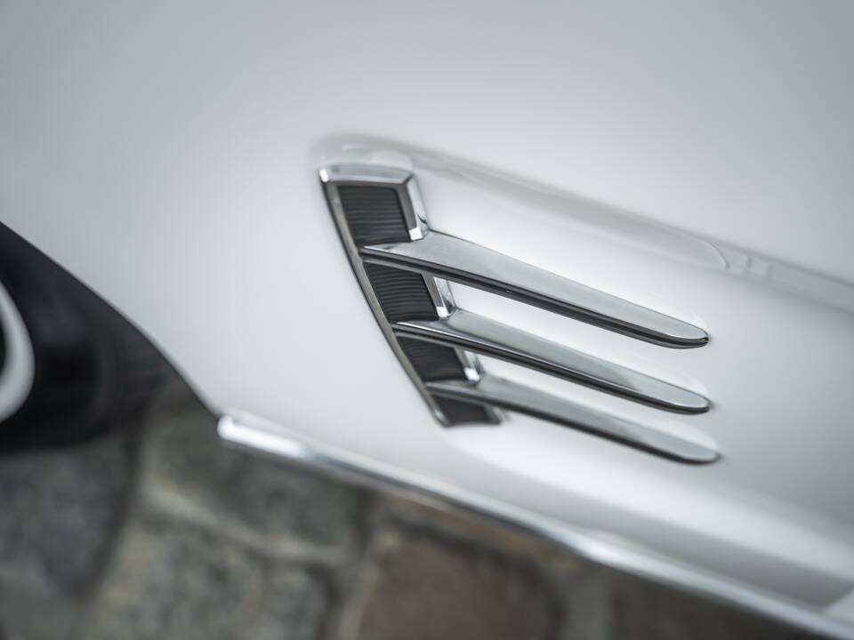 Image 14/53 of Ford Mustang 200 (1966)