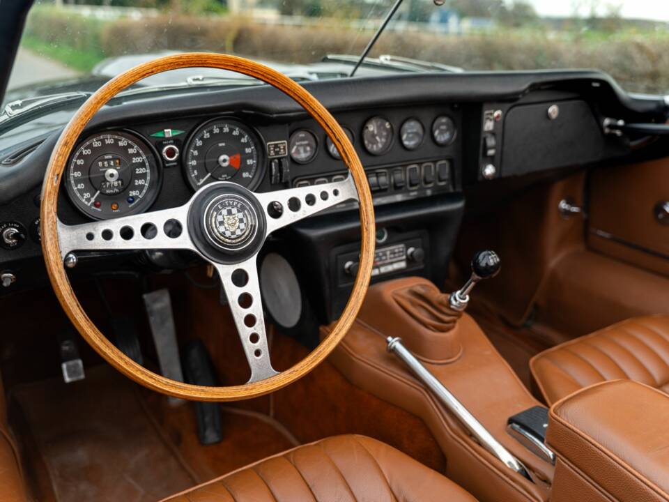 Imagen 7/10 de Jaguar E-Type (1969)