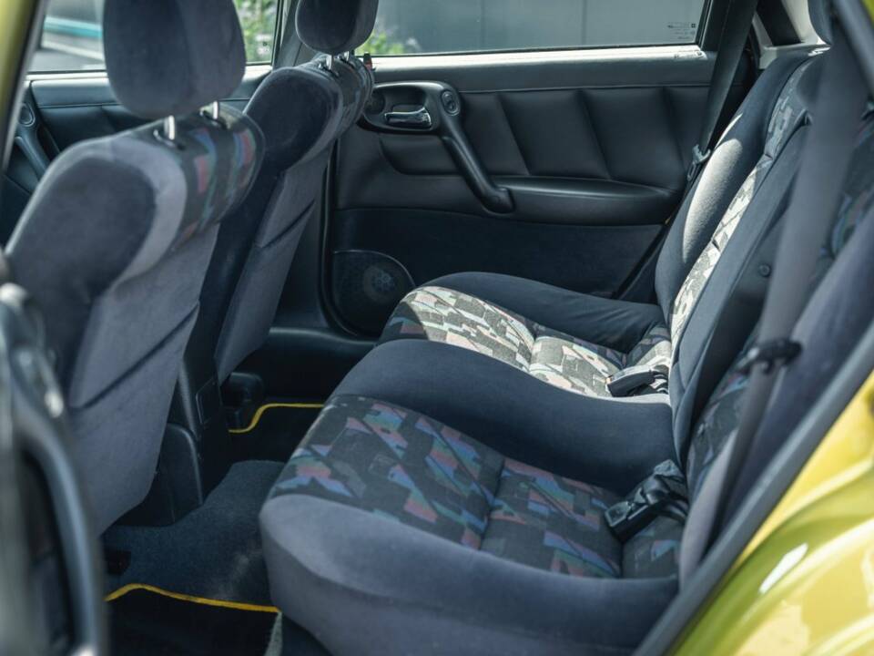 Bild 15/15 von Opel Vectra 2,5 i500 (1998)