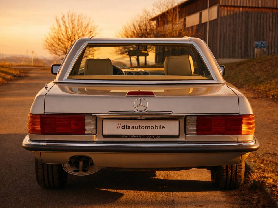 Bild 11/30 von Mercedes-Benz 560 SL (1989)