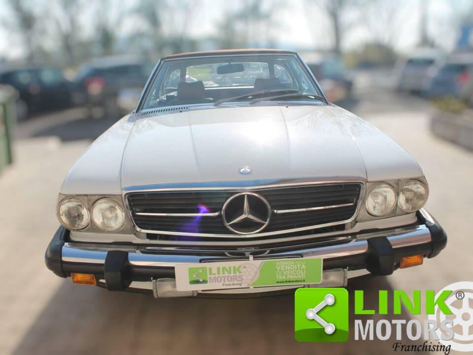 Image 2/10 of Mercedes-Benz 560 SL (1988)