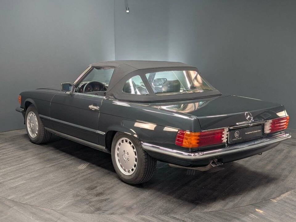 Image 9/50 of Mercedes-Benz 300 SL (1989)
