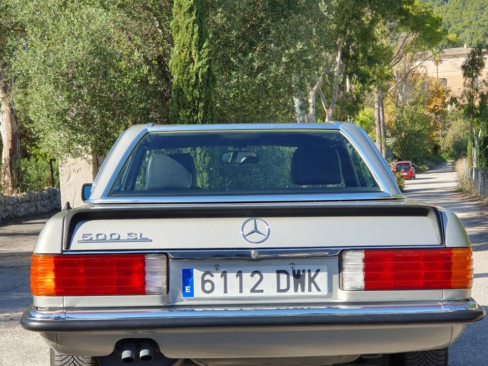 Image 3/16 de Mercedes-Benz 500 SL (1985)