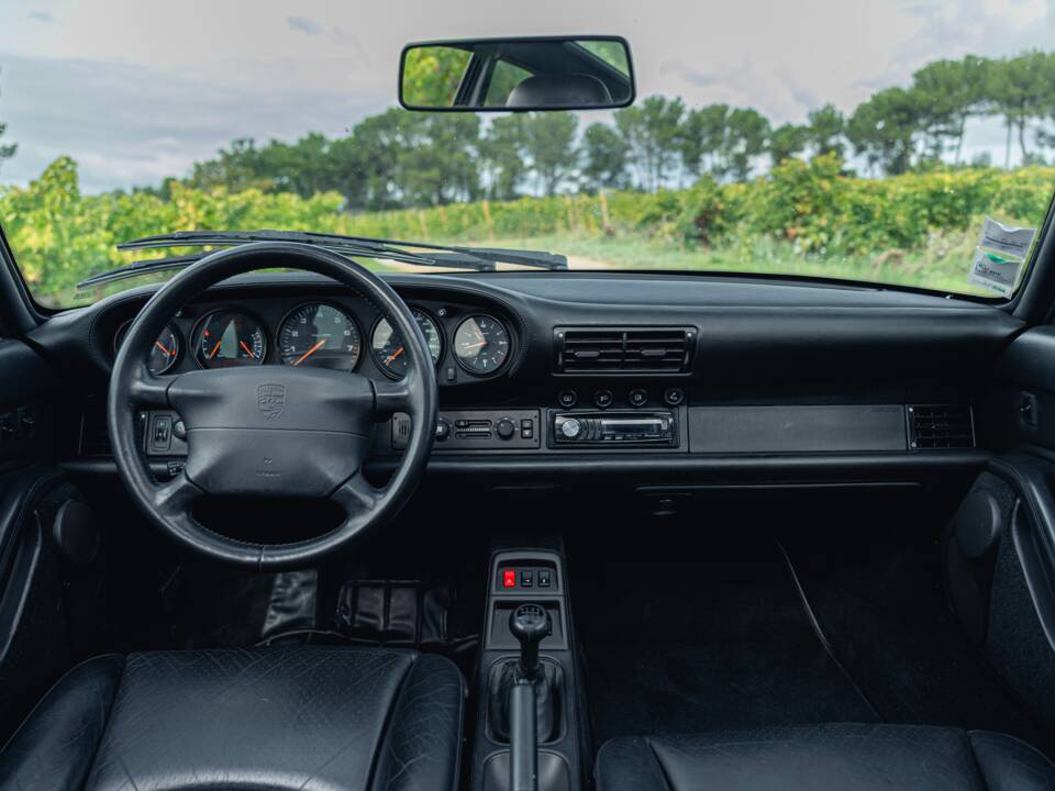 Image 12/15 of Porsche 911 Carrera 4 (1994)