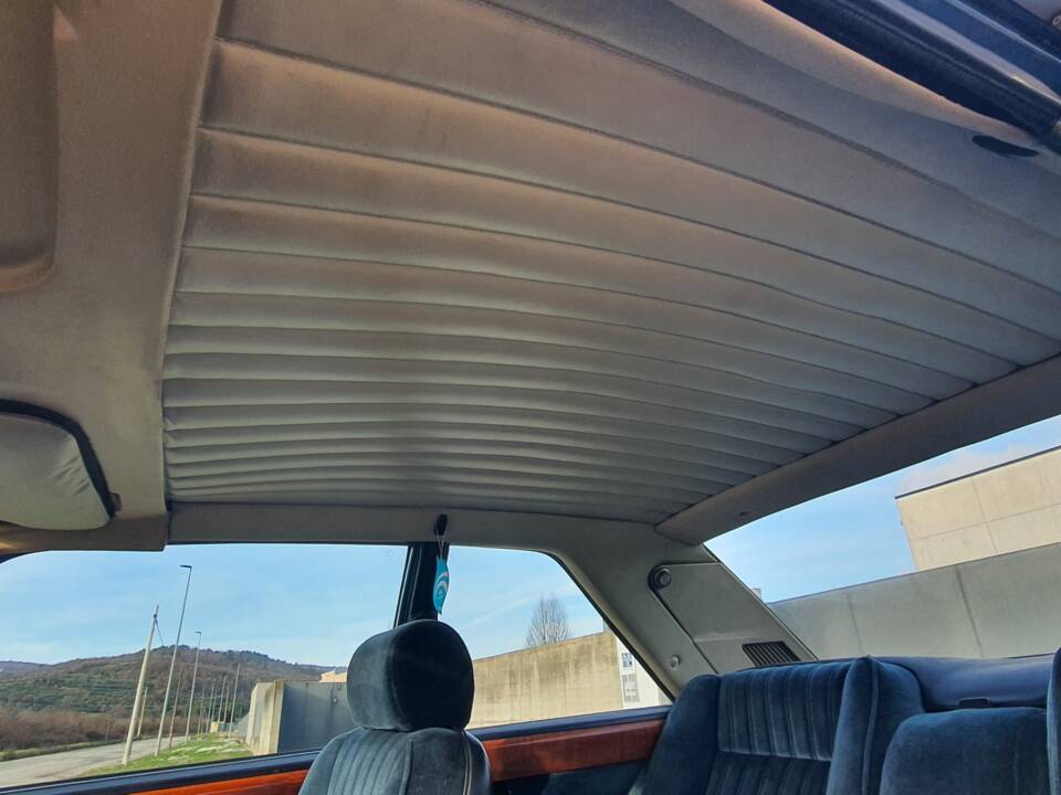 Bild 33/43 von FIAT 130 / 3200 (1975)