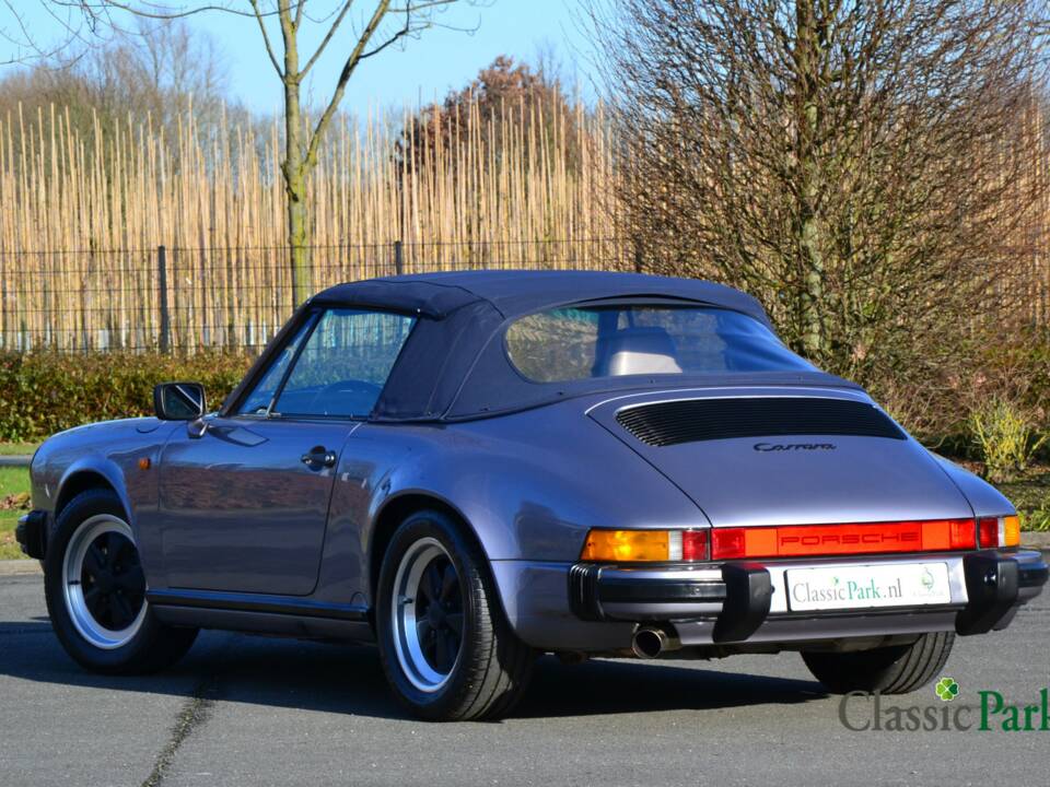 Image 8/50 of Porsche 911 Carrera 3.2 (1987)