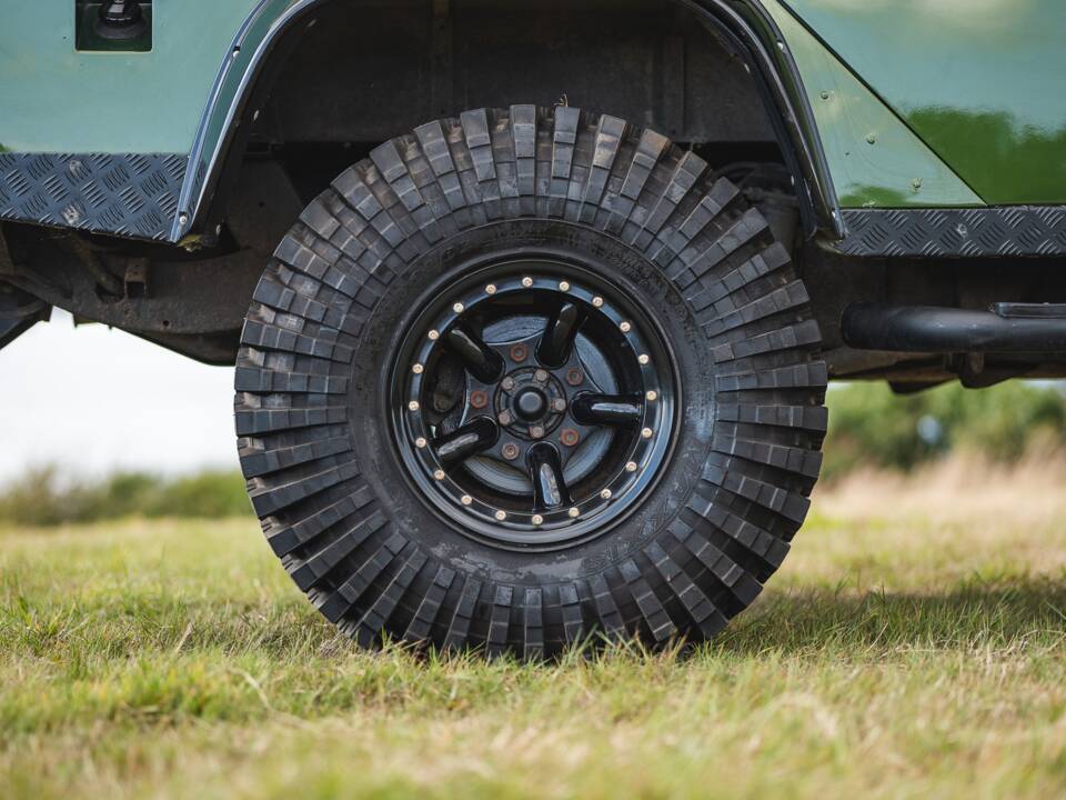 Immagine 20/50 di Land Rover Defender 110 (2005)