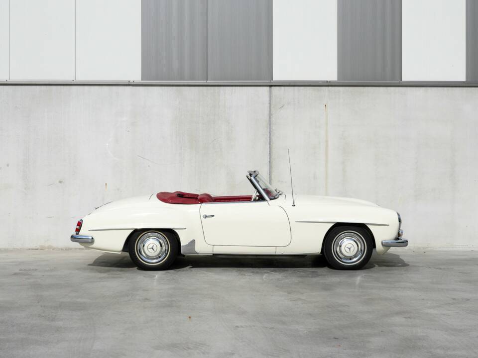 Afbeelding 10/35 van Mercedes-Benz 190 SL (1959)