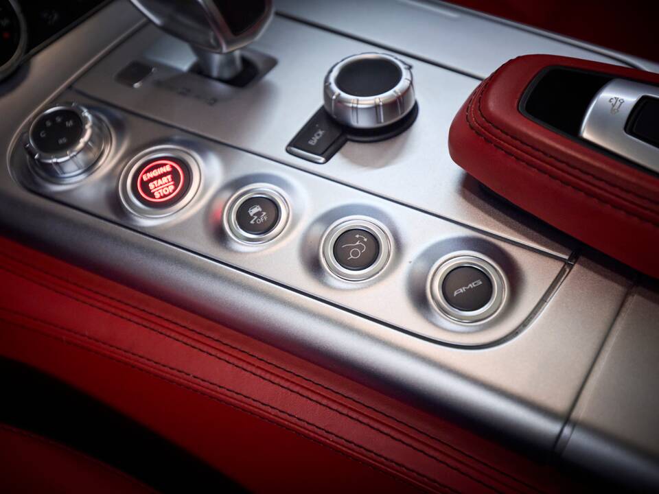 Bild 89/100 von Mercedes-Benz SLS AMG Roadster (2012)