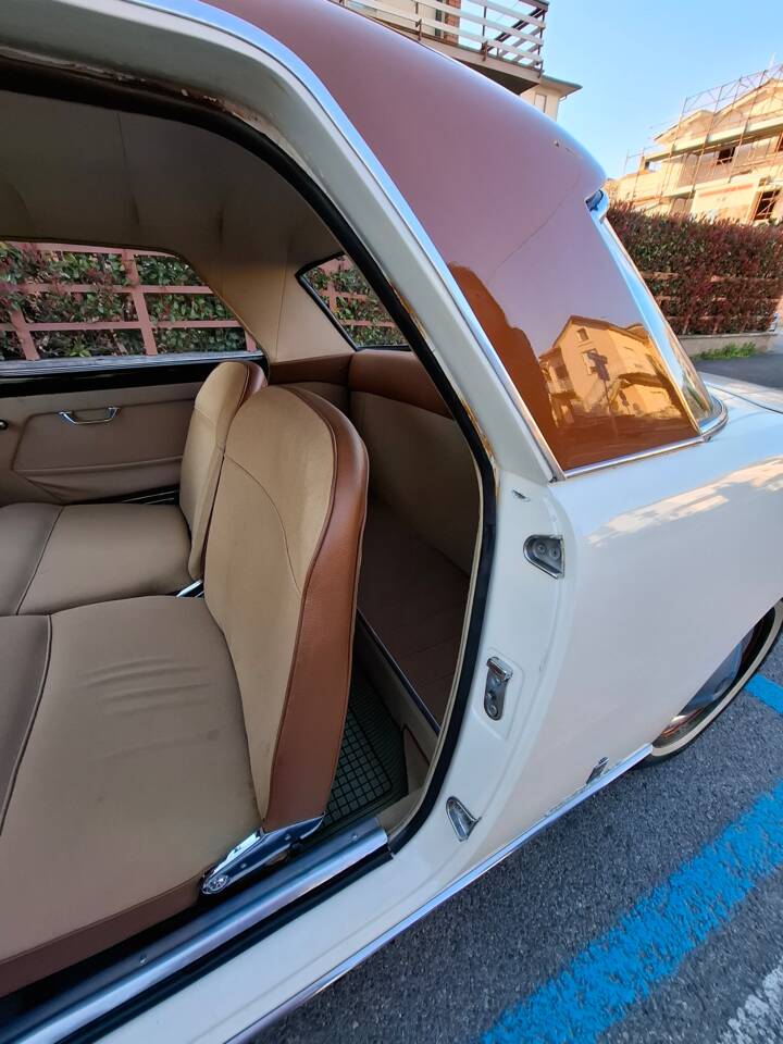 Image 27/63 of FIAT 1200 Granluce (1958)