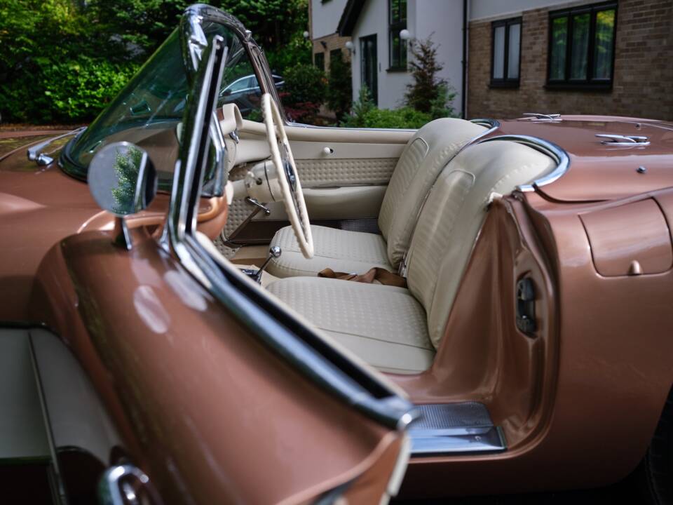 Image 31/36 of Chevrolet Corvette (1956)