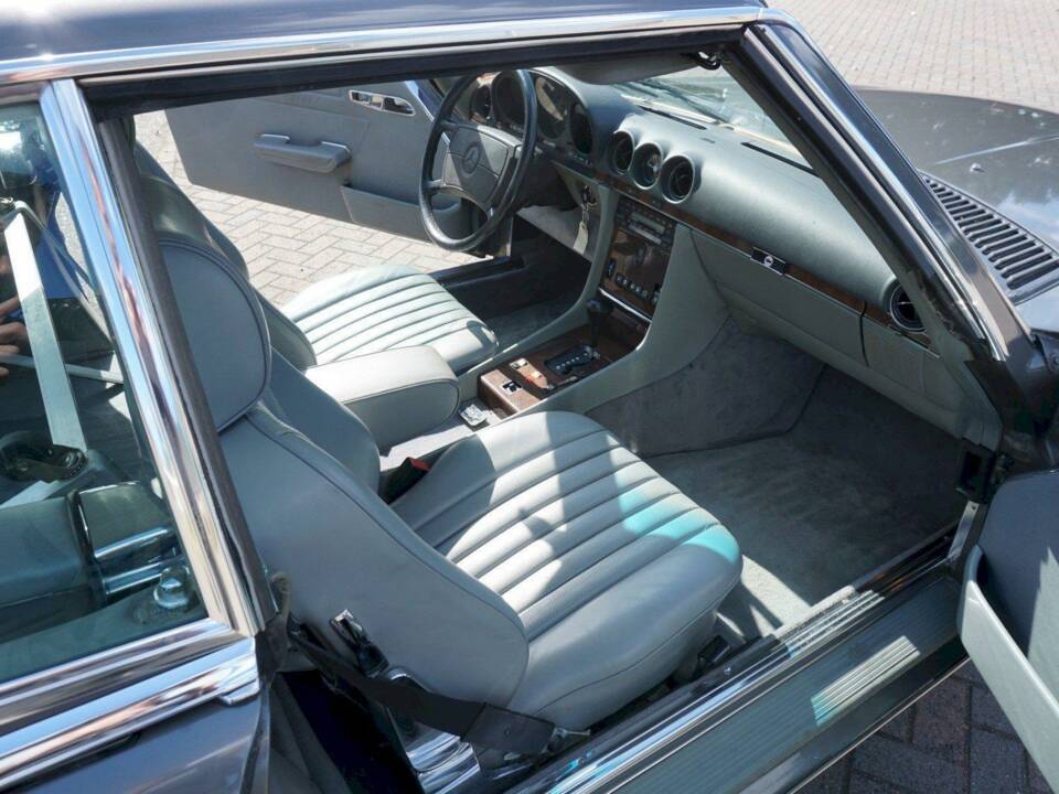 Image 20/36 de Mercedes-Benz 560 SL (1986)