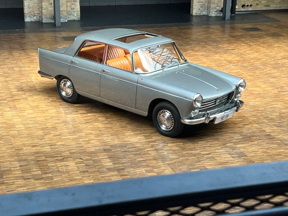 Image 5/34 de Peugeot 404 (1962)