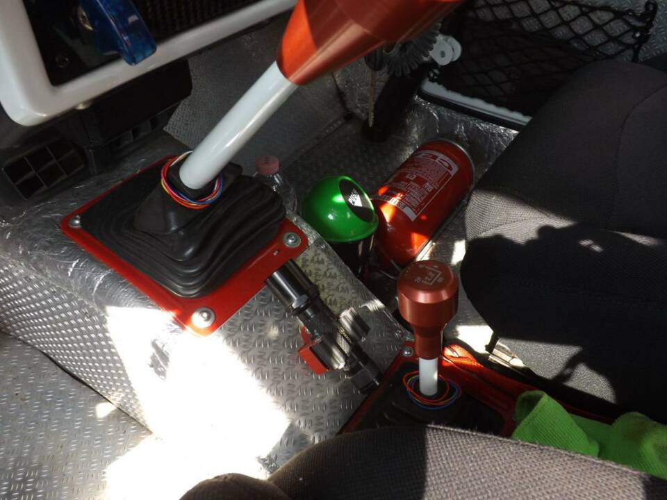 Bild 42/50 von Suzuki SJ Samurai (1989)