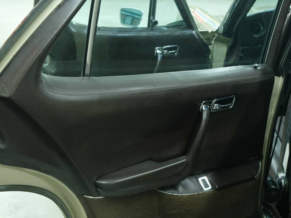 Bild 42/50 von Mercedes-Benz 300 SEL 6.3 (1968)