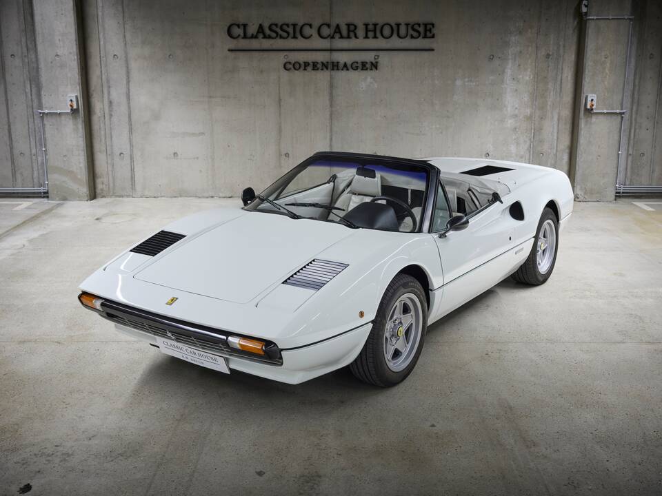 Bild 15/86 von Ferrari 308 GTSi (1982)