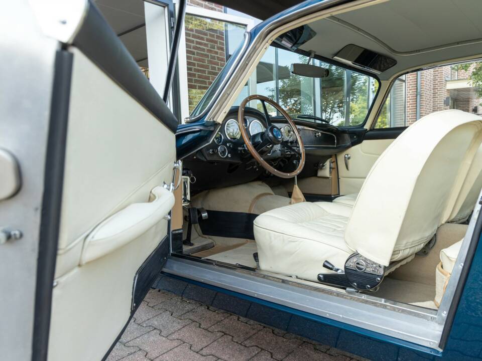 Afbeelding 15/50 van Aston Martin DB 4 Vantage (1962)