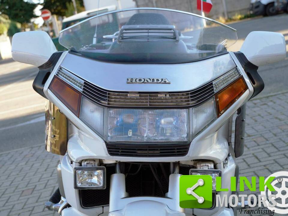 Image 7/10 of Honda DUMMY (1988)