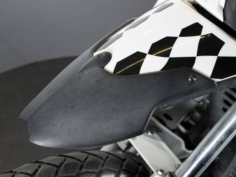 Immagine 26/50 di BMW DUMMY (2000)