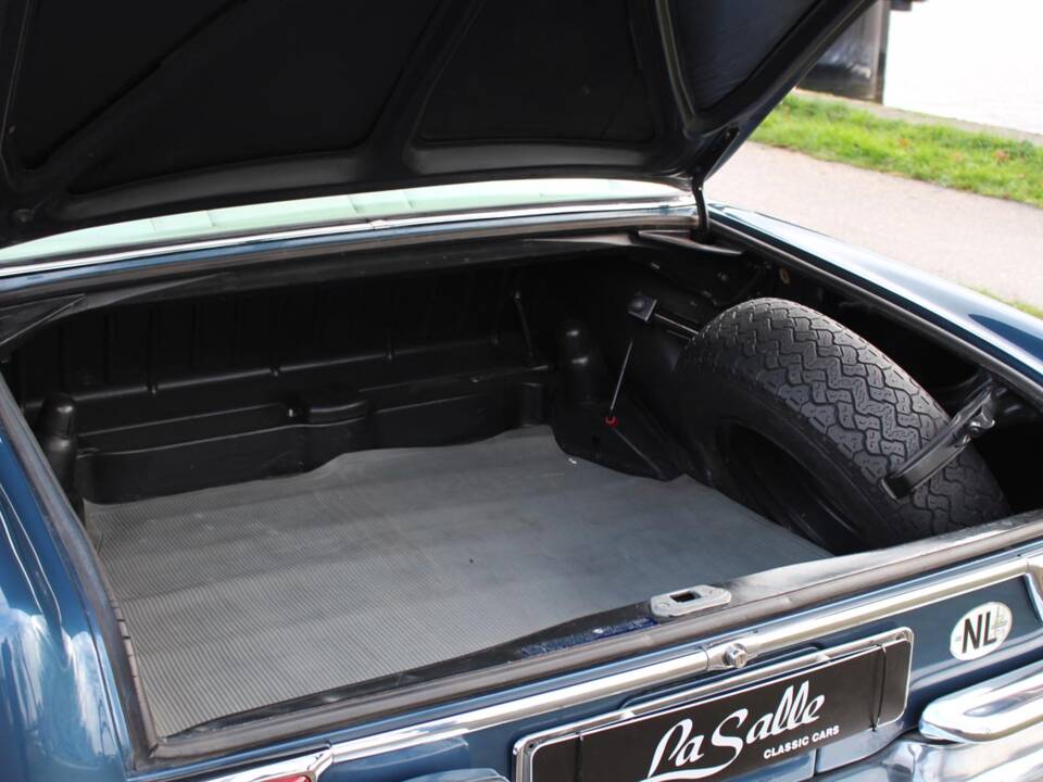 Image 27/27 de Mercedes-Benz 280 SE 3,5 (1971)