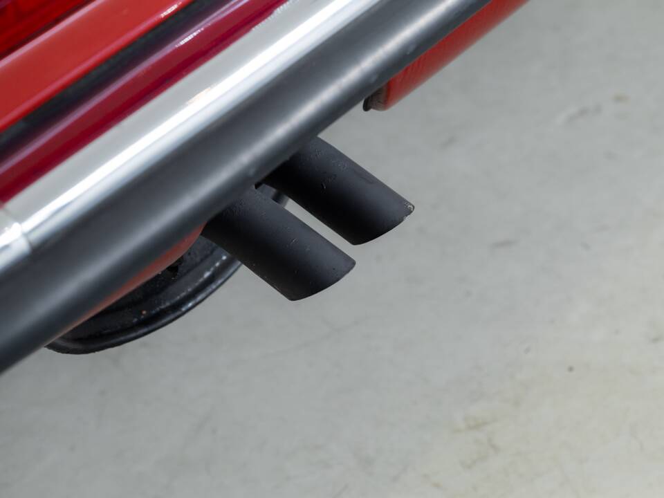 Image 32/38 of Mercedes-Benz 350 SL (1973)