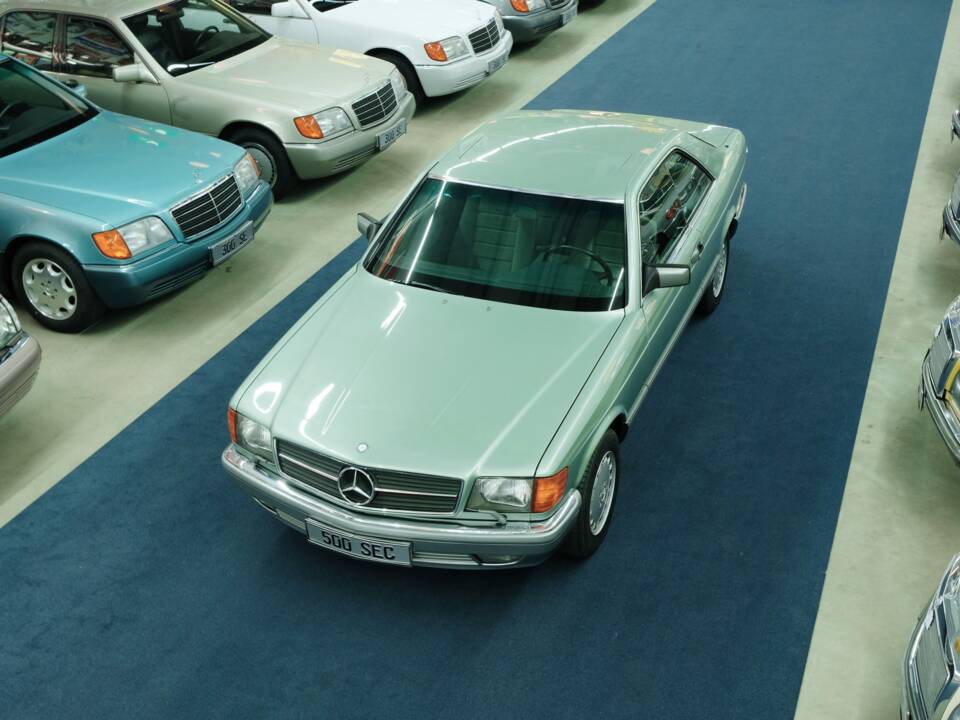 Bild 3/50 von Mercedes-Benz 500 SEC (1988)