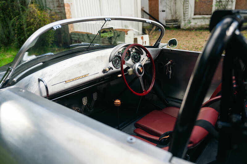 Image 2/50 of Porsche 356 C Carrera 2&#x2F;2000 GS (1964)