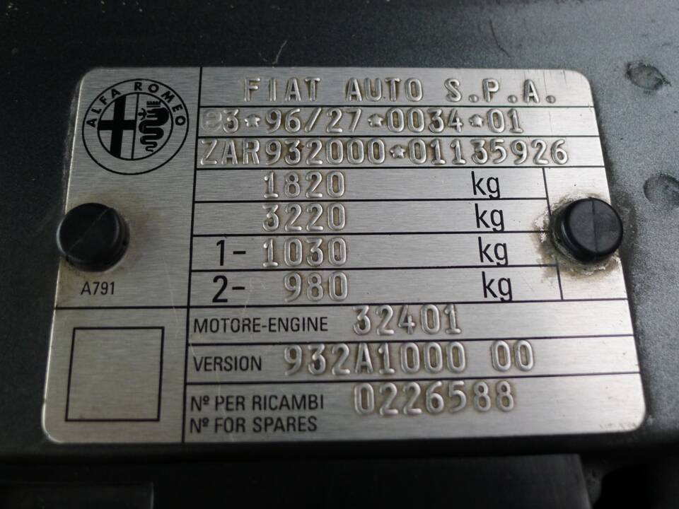 Imagen 3/35 de Alfa Romeo 156 2.5 V6 (1999)