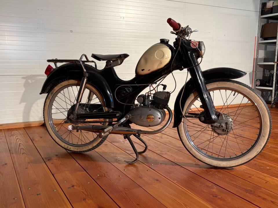 Image 2/13 of HMW 50 (1955)