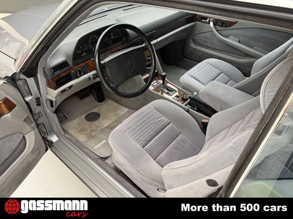 Bild 10/15 von Mercedes-Benz 560 SEC (1990)