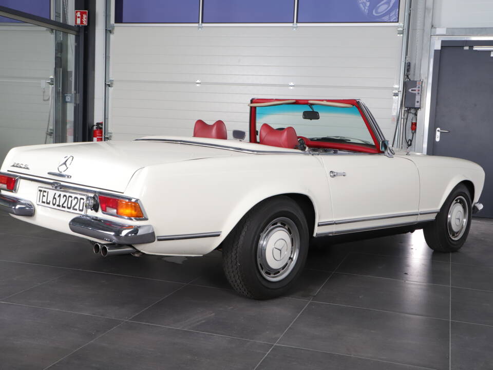 Imagen 16/32 de Mercedes-Benz 280 SL (1970)