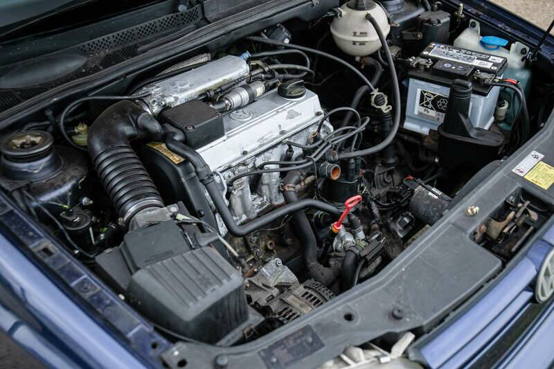 Bild 27/50 von Volkswagen Golf III Cabrio 2.0 (1995)