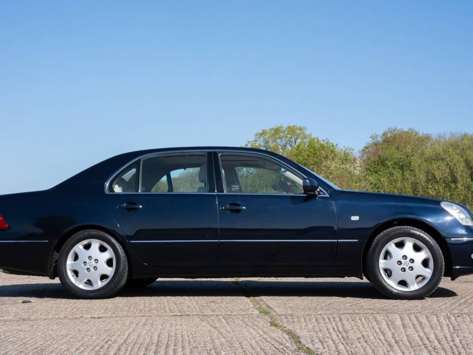 Afbeelding 2/50 van Lexus LS 430 (2002)