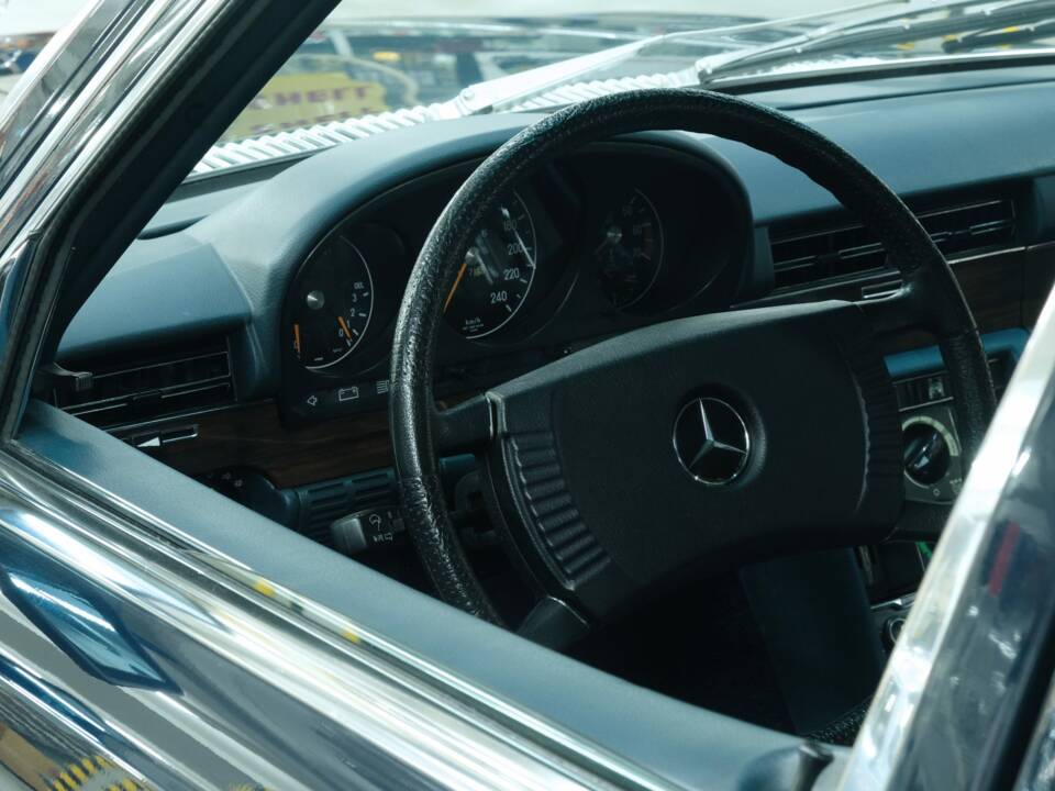 Image 49/50 de Mercedes-Benz 450 SE (1973)