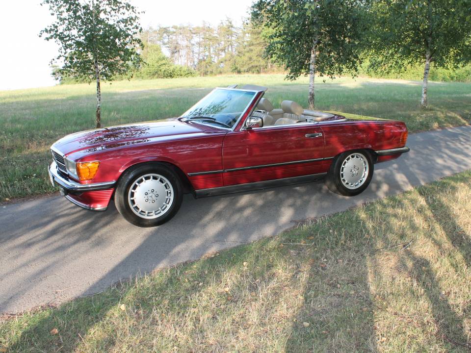 Image 1/20 of Mercedes-Benz 300 SL (1989)