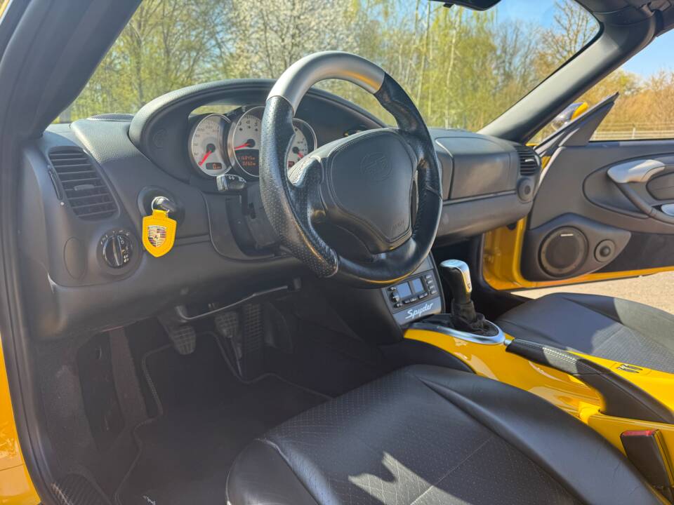 Image 4/30 of Porsche Boxster S (2000)