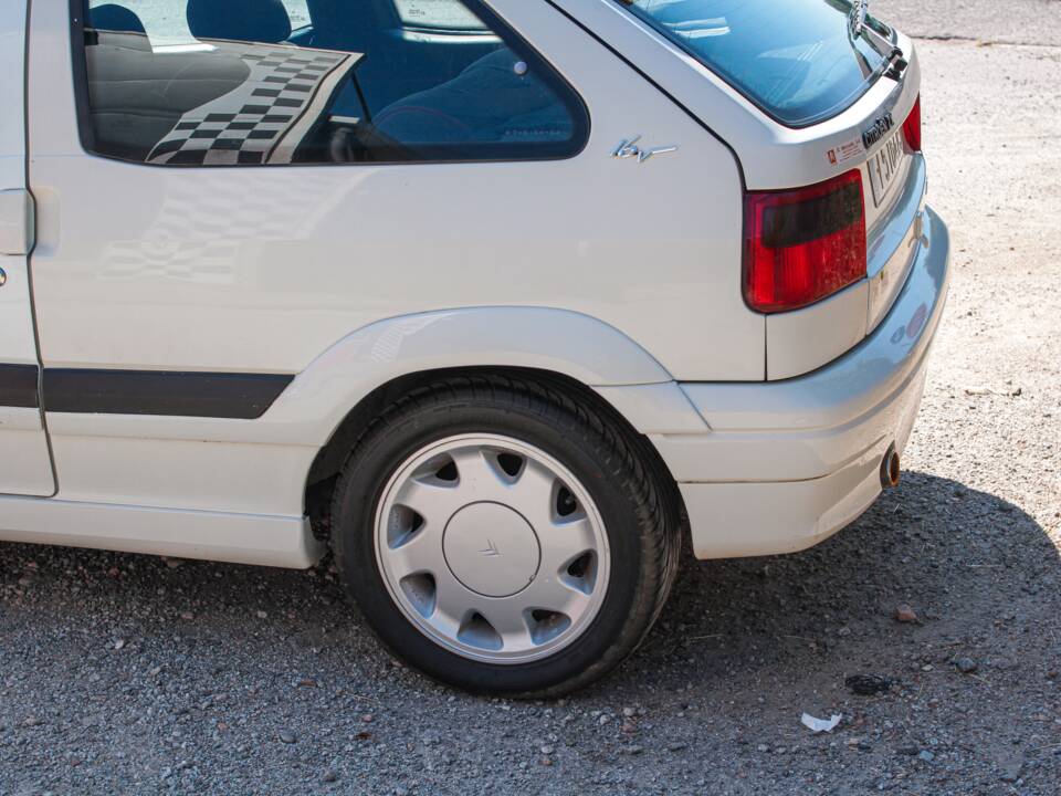 Bild 17/52 von Citroën ZX 2.0i 16v (1993)