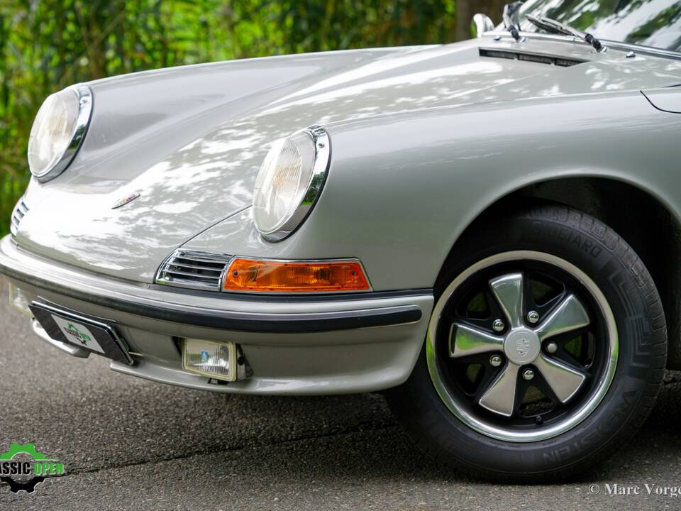 Image 28/57 of Porsche 911 2.0 (1968)