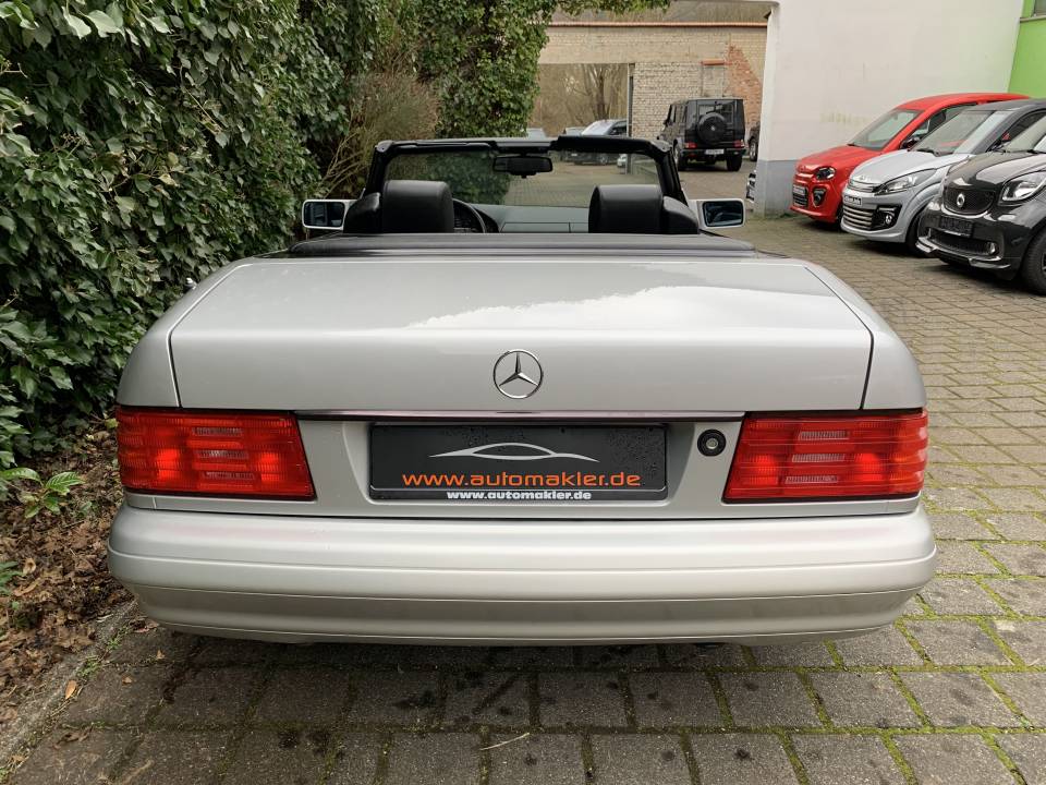 Image 8/17 of Mercedes-Benz SL 280 (1996)