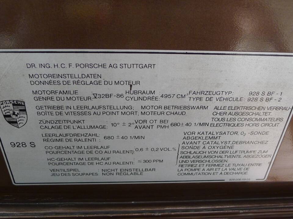 Bild 17/50 von Porsche 928 S (1986)