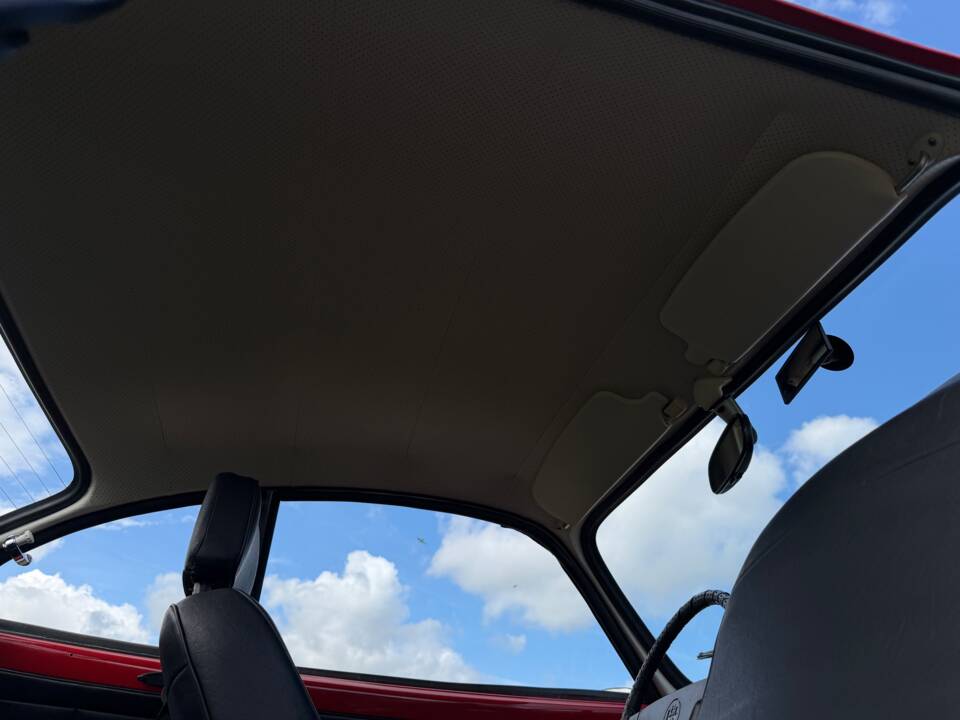 Bild 49/78 von Volkswagen Karmann Ghia 1600 (1970)