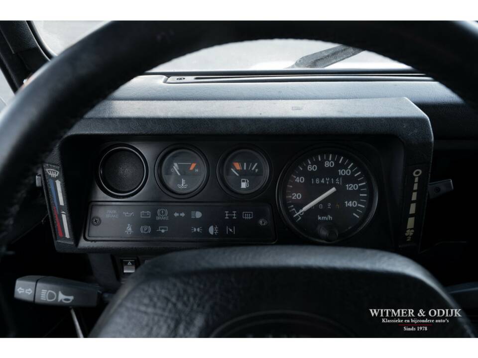 Image 11/22 of Land Rover Defender 90 (1996)