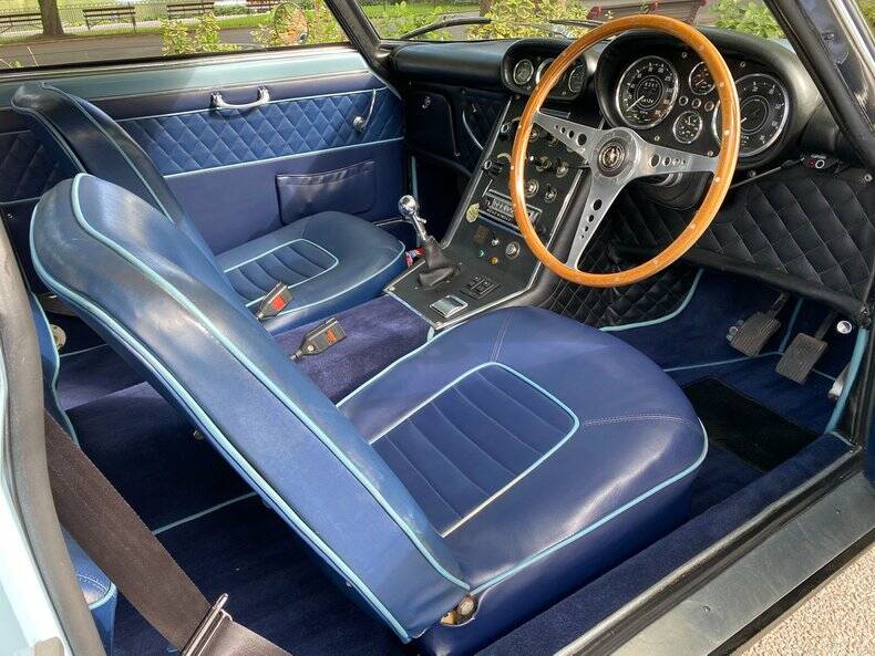 Image 3/50 of Gordon-Keeble GT (1964)